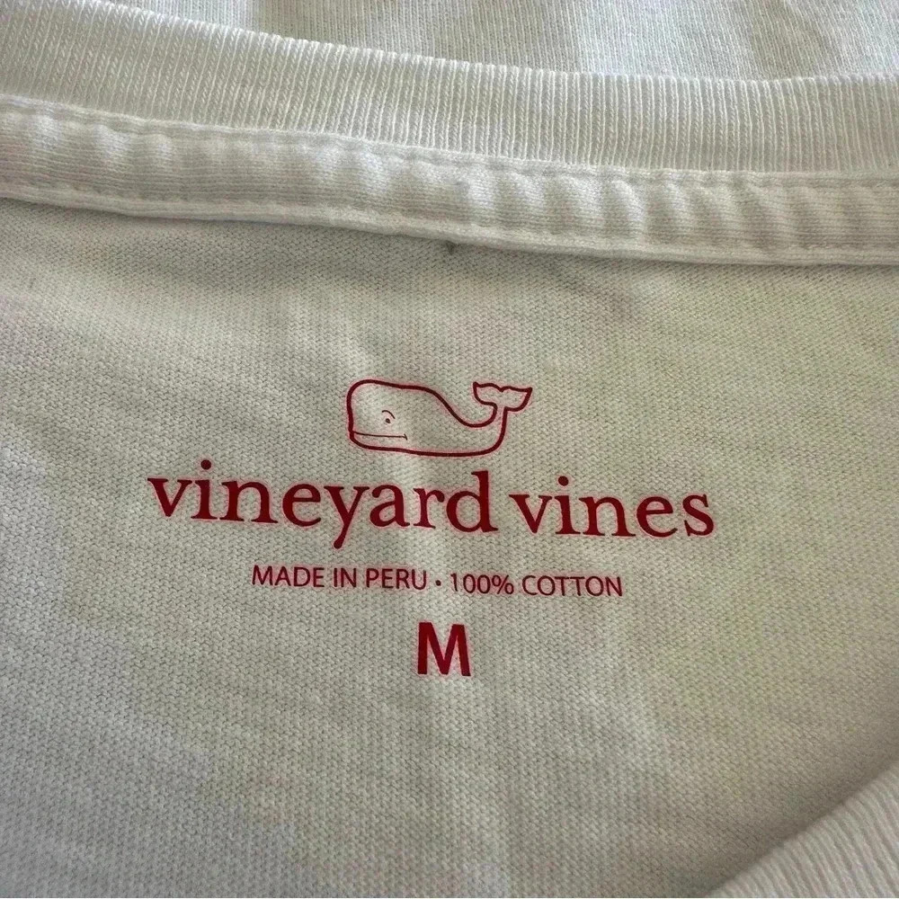 Vineyard Vines 100% Cotton Tee Merry Christmas Sz M - Picture 6 of 7